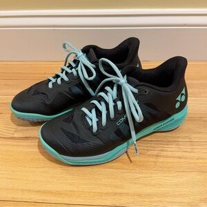 Yonex Power Cushion Comfort Z3 (Black/Mint) Women's Court Shoe 2024